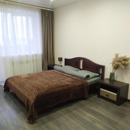 Apartment On Klochkovskaya 152A คาร์คิฟ ภายนอก รูปภาพ